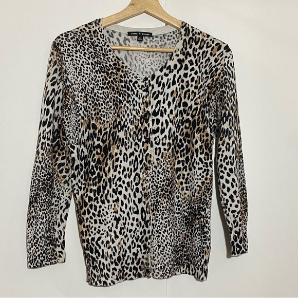 Cable and Gauge animal print leopard  button down cardigan sweater. Size S - Picture 1 of 5